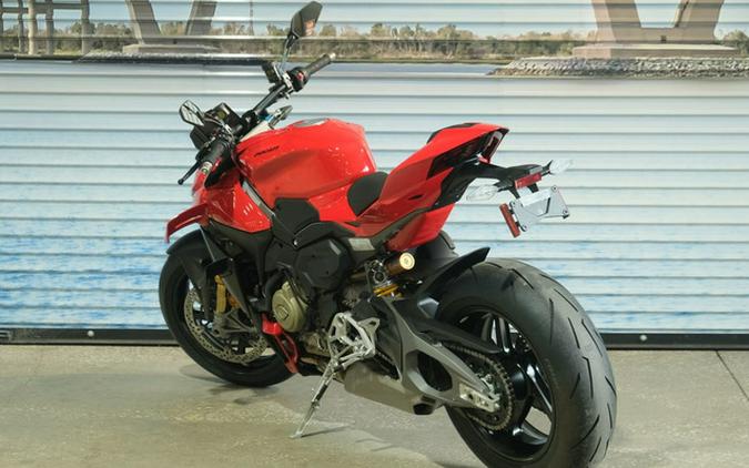 2026 Ducati SFV4S3G