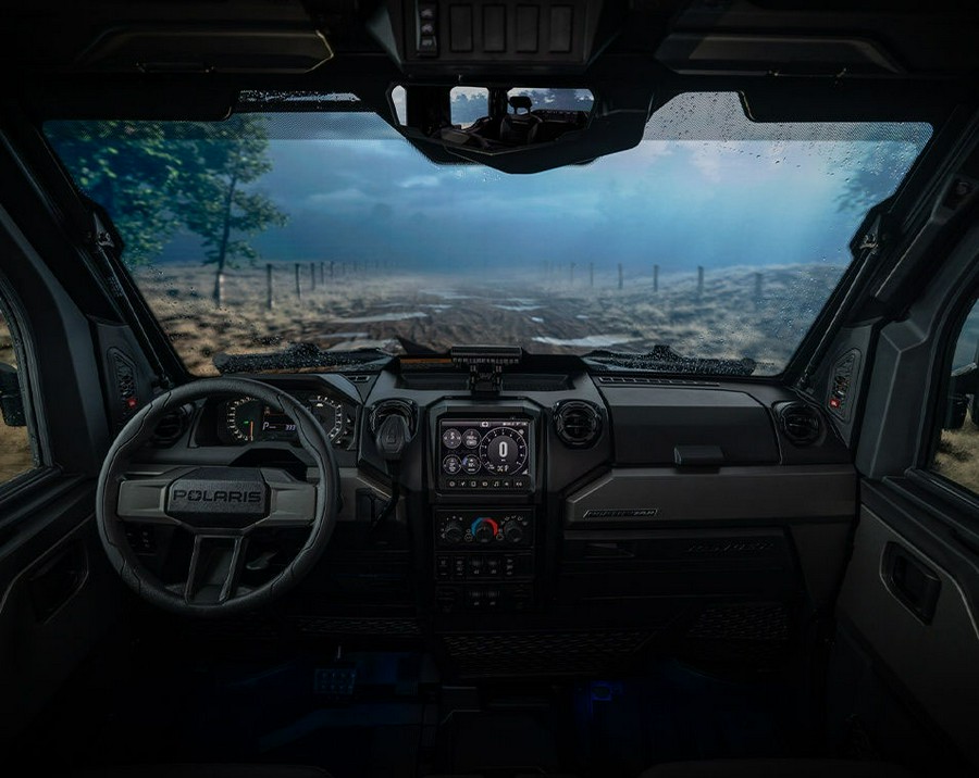 2027 Polaris Ranger Crew XD 1500 NorthStar Ultimate - Light Tint