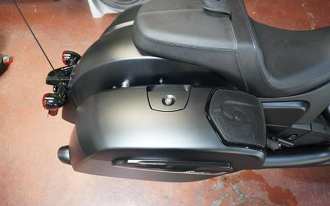 2024 Indian Motorcycle Challenger® Dark Horse® with PowerBand Audio Package
