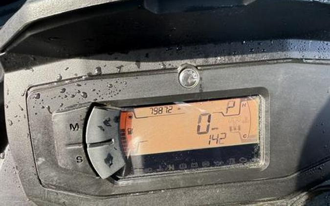 2024 Can-Am Defender XT HD10