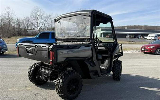 2024 Can-Am Defender XT HD10