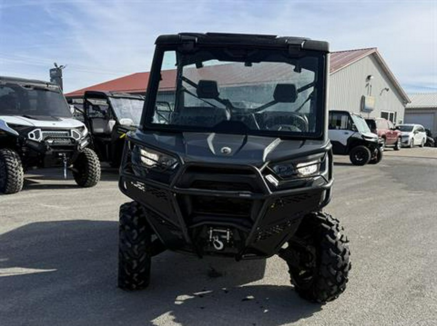 2024 Can-Am Defender XT HD10