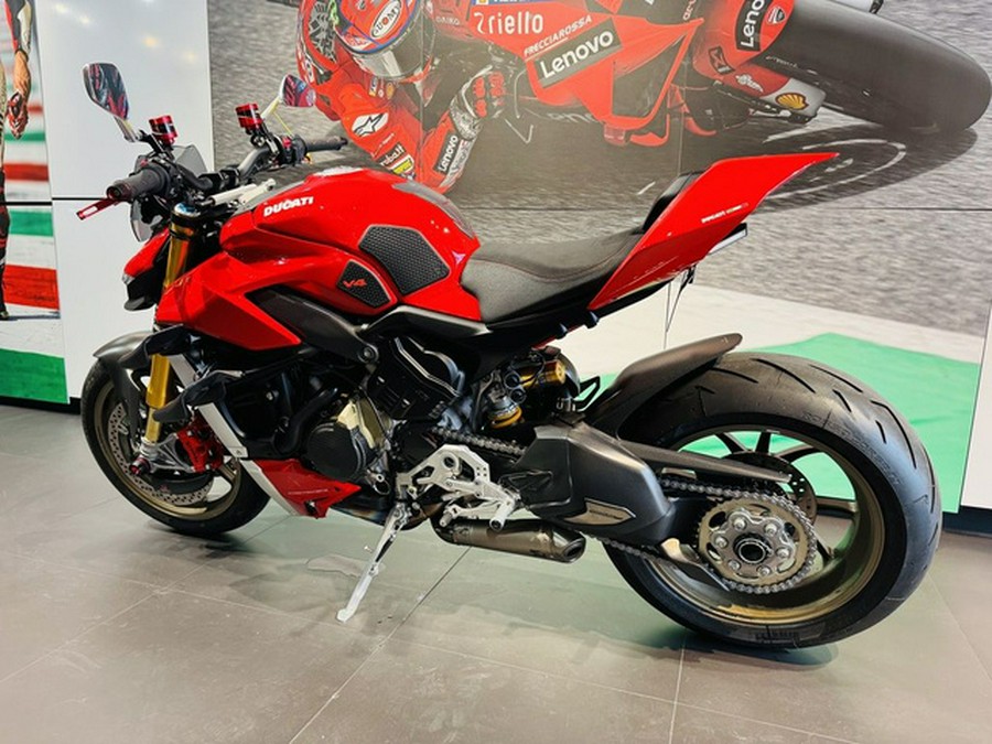2022 Ducati Streetfighter V4 S Ducati Red
