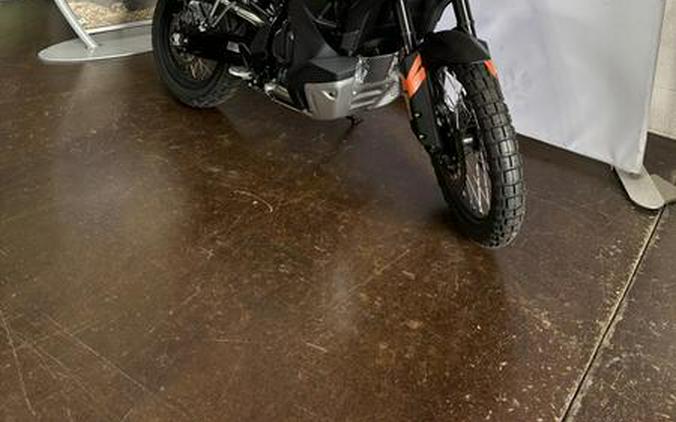 2024 KTM 790 Adventure