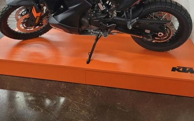 2024 KTM 790 Adventure