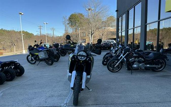 2024 Husqvarna Norden 901