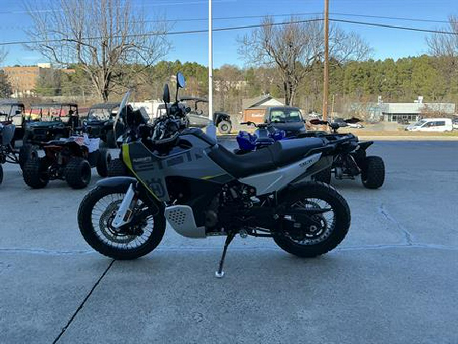 2024 Husqvarna Norden 901