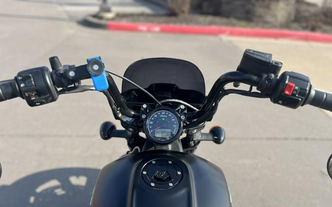 2022 Indian Scout, BLACK