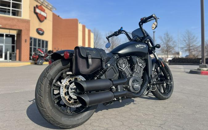 2022 Indian Scout, BLACK