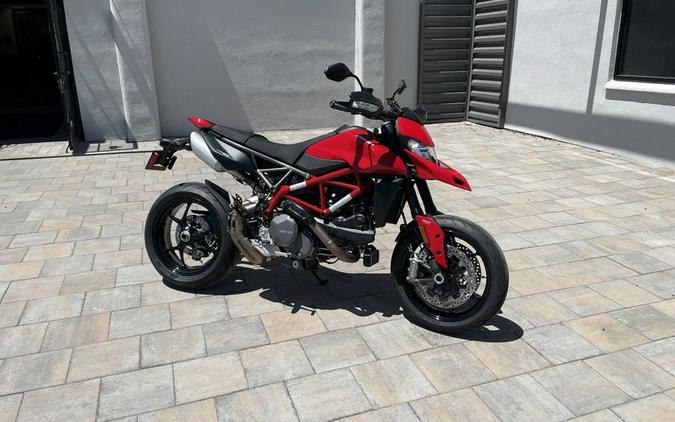 2023 Ducati Hypermotard 950 Ducati Red