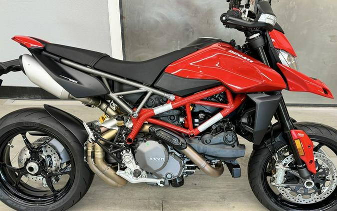 2023 Ducati Hypermotard 950 Ducati Red