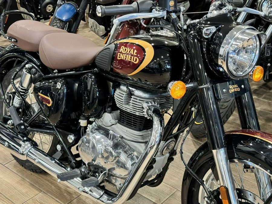 2023 Royal Enfield Classic 350 Halcyon Black