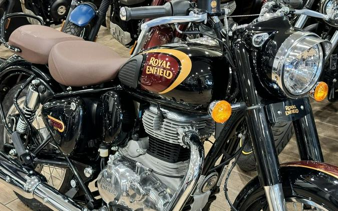 2023 Royal Enfield Classic 350 Halcyon Black