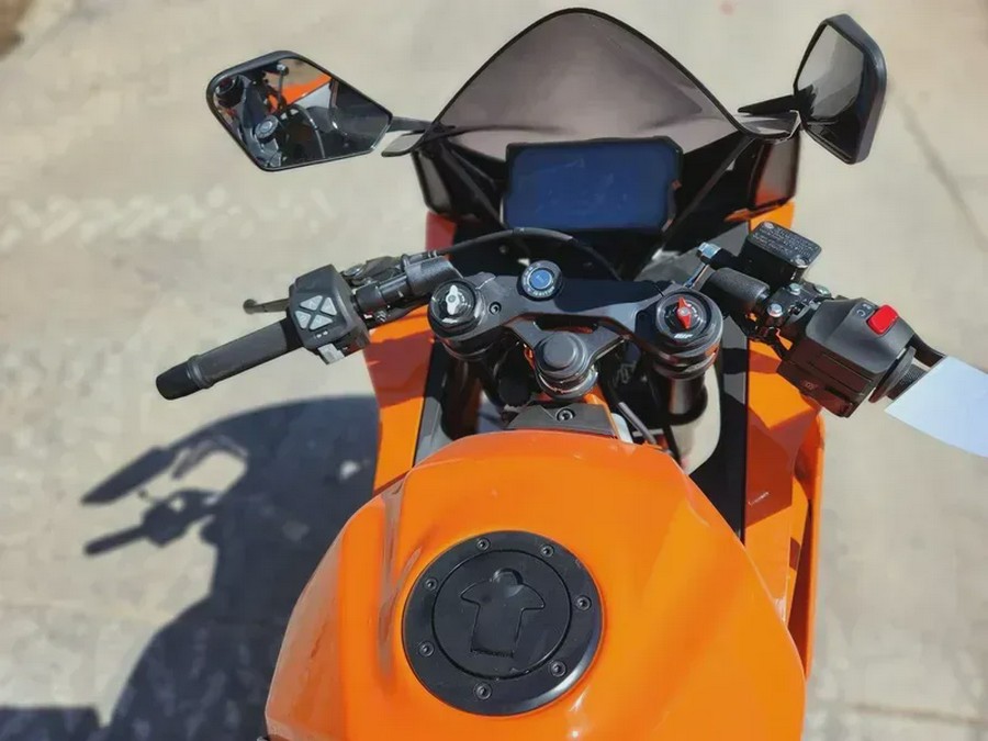 New 2024 KTM RC 390 ORANGE