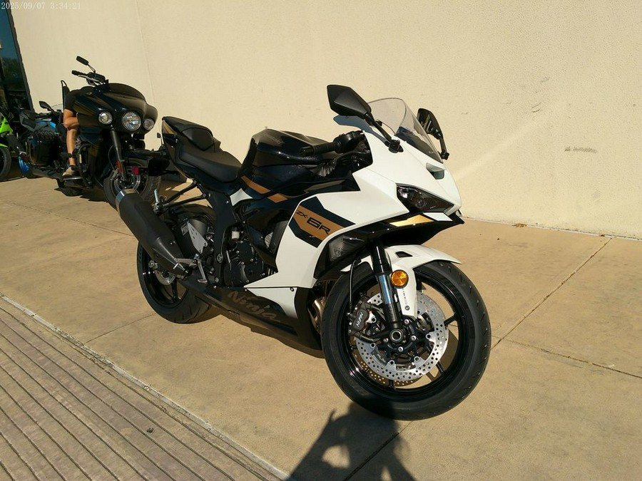 2026 Kawasaki Ninja® ZX™-6R