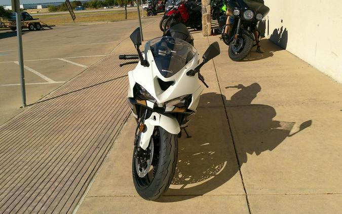 2026 Kawasaki Ninja® ZX™-6R