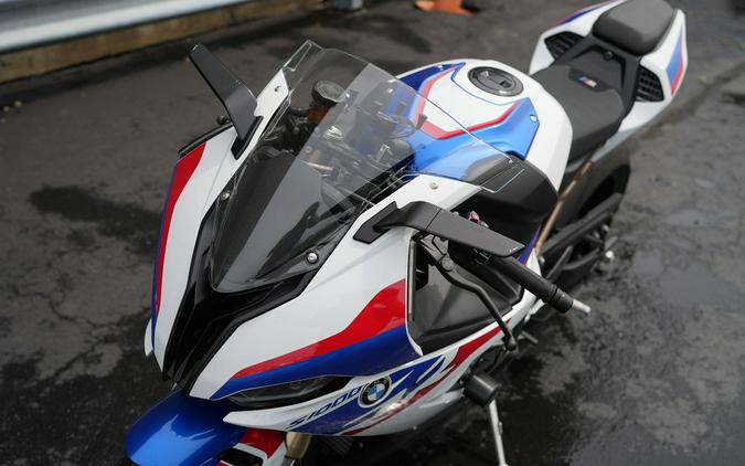 2022 BMW S 1000 RR Light White / Racing Blue / Racing Red