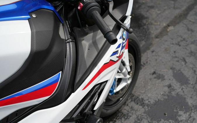 2022 BMW S 1000 RR Light White / Racing Blue / Racing Red