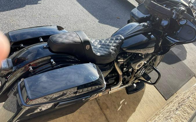 2018 Harley-Davidson® ROAD GLIDE SPECIAL