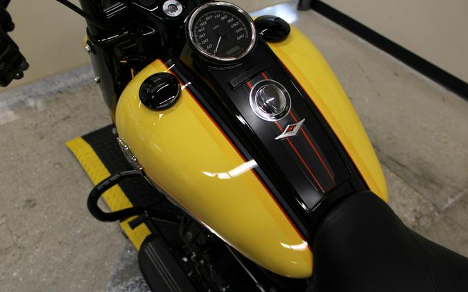 2023 Harley-Davidson Road King Special CUSTOM PAINT & PARTS! Industrial Yellow