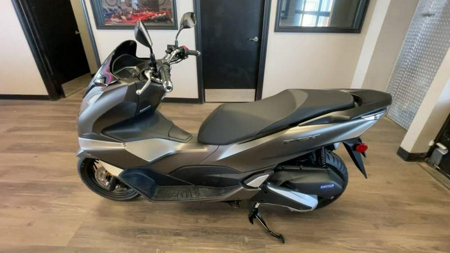 2023 Honda® PCX