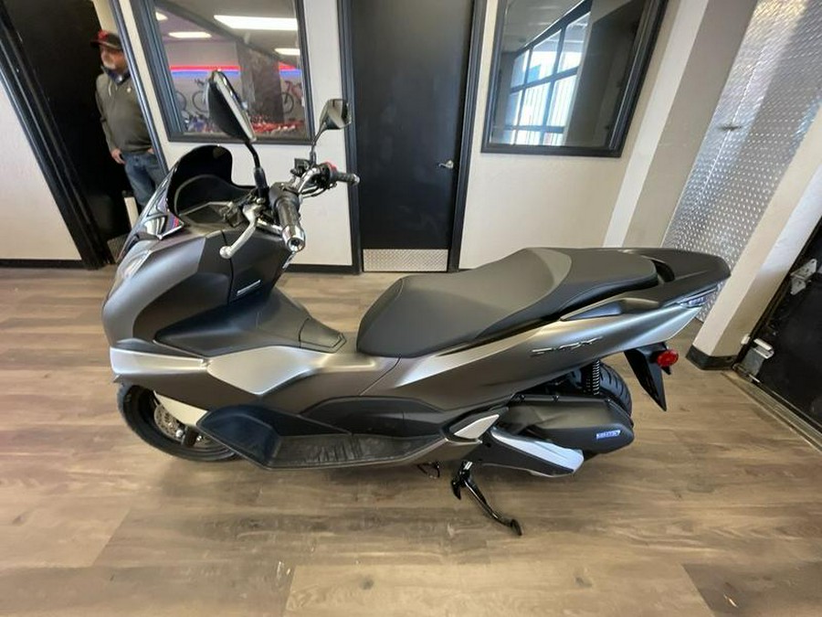 2023 Honda® PCX