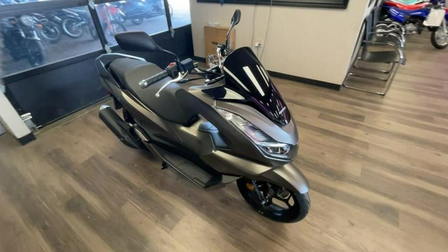 2023 Honda® PCX