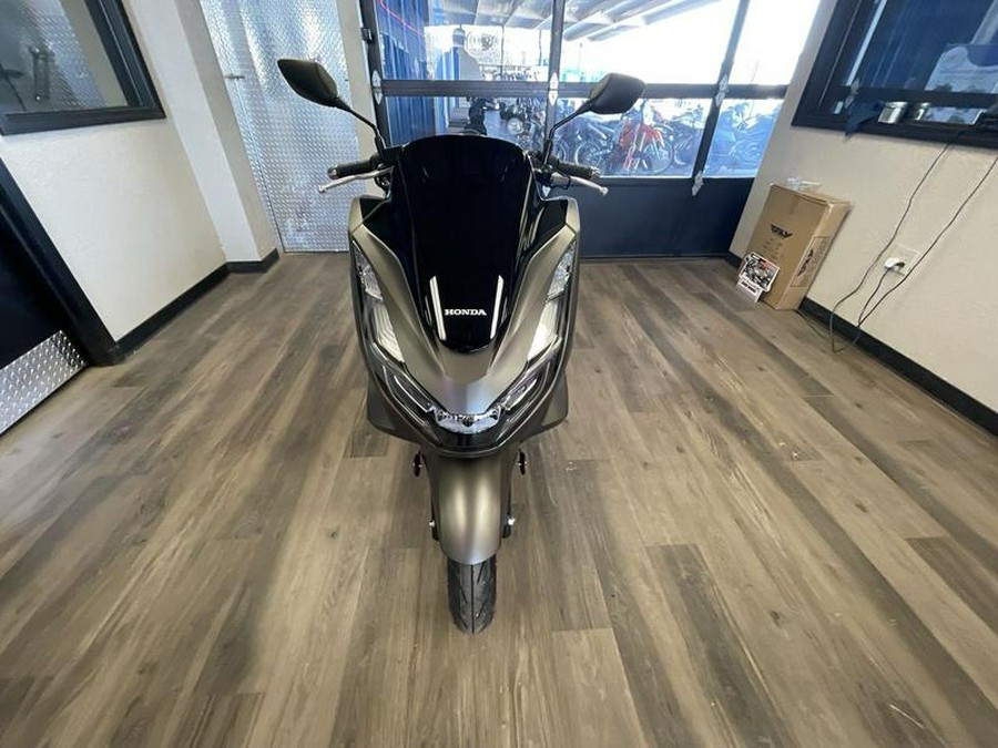 2023 Honda® PCX