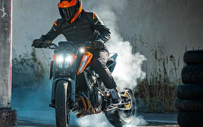 2024 KTM 790 Duke