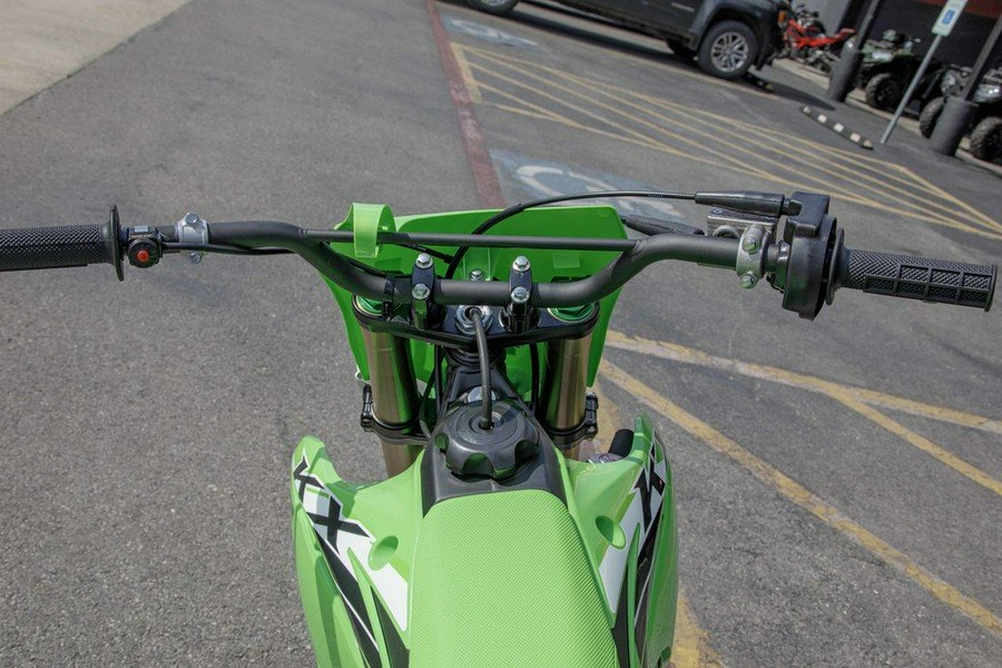 2025 Kawasaki KXT 112