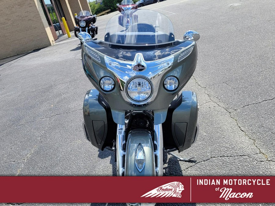 2021 Indian Motorcycle® Roadmaster® Alumina Jade/Thunder Black