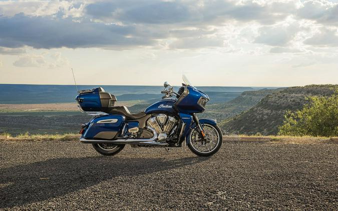2022 Indian Motorcycle® Pursuit Limited with Premium Package