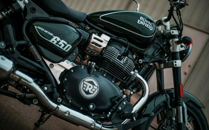 2024 Royal Enfield Super Meteor 650 Astral Green