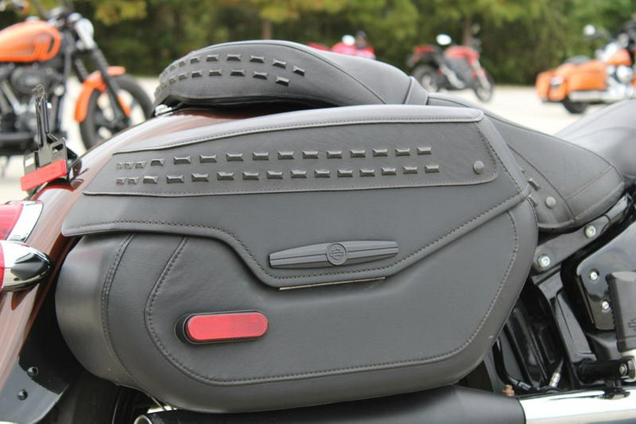 2019 Harley-Davidson® FLHCS - Heritage Classic 114