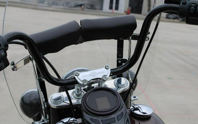 2019 Harley-Davidson® FLHCS - Heritage Classic 114