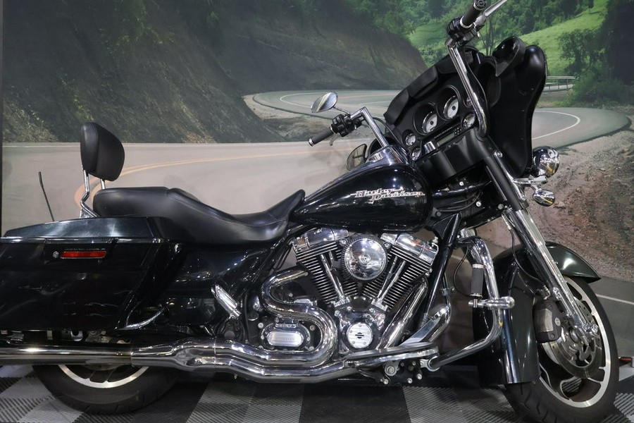 2013 Harley-Davidson® FLHX - Street Glide®