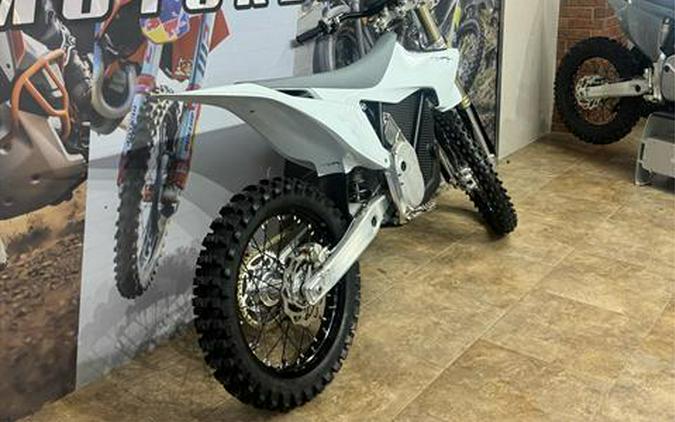 2026 Stark VARG MX 1.2 Alpha 80 hp