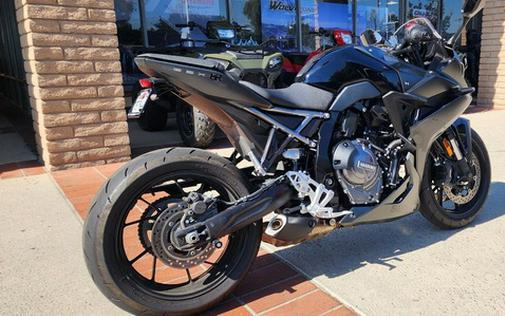 2025 Suzuki GSX 8R