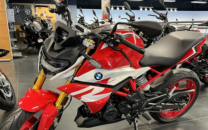 2023 BMW G 310 R