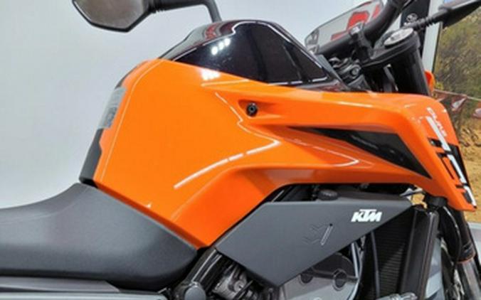 2024 KTM 790 Duke