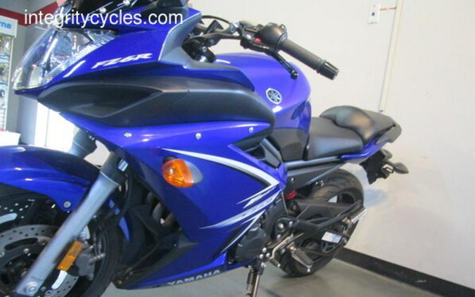 2009 Yamaha FZ6R Team Yamaha Blue/White