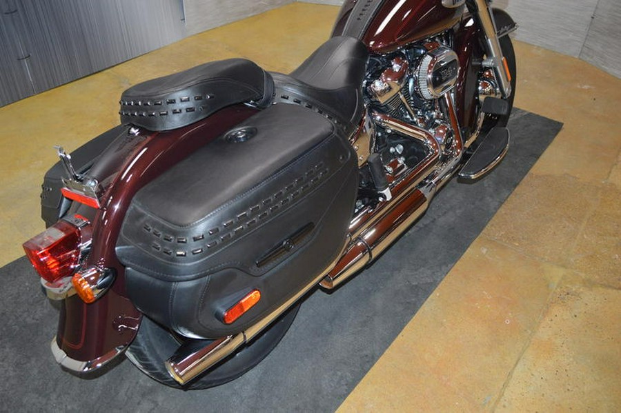 2022 Harley-Davidson® FLHCS - Heritage Classic 114