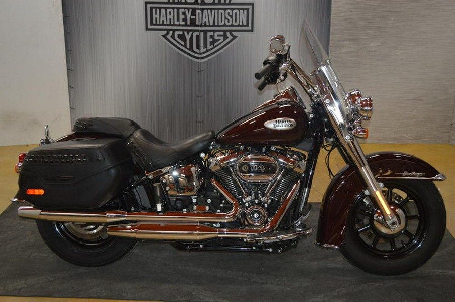 2022 Harley-Davidson® FLHCS - Heritage Classic 114