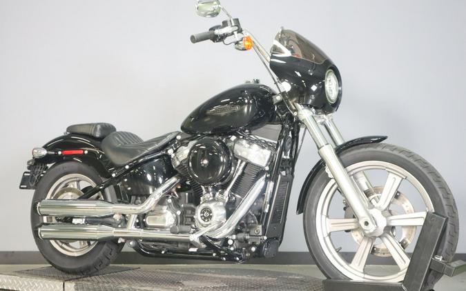 2022 Harley-Davidson Softail Standard (FXST)