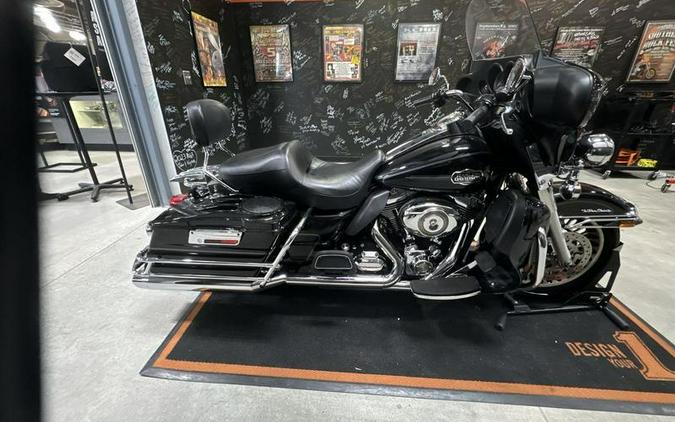 2009 Harley-Davidson® FLHTCU - Ultra Classic® Electra Glide®