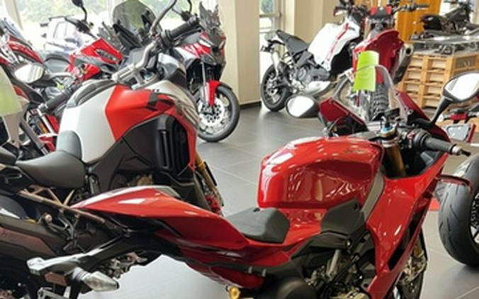 2025 Ducati Panigale V4 S Panigale V4 S V4 S