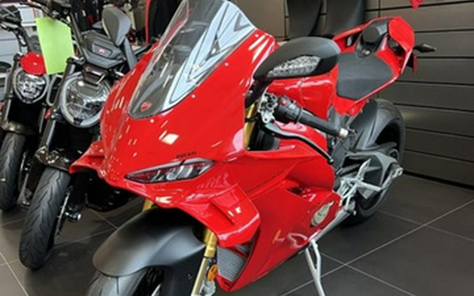 2025 Ducati Panigale V4 S Panigale V4 S V4 S
