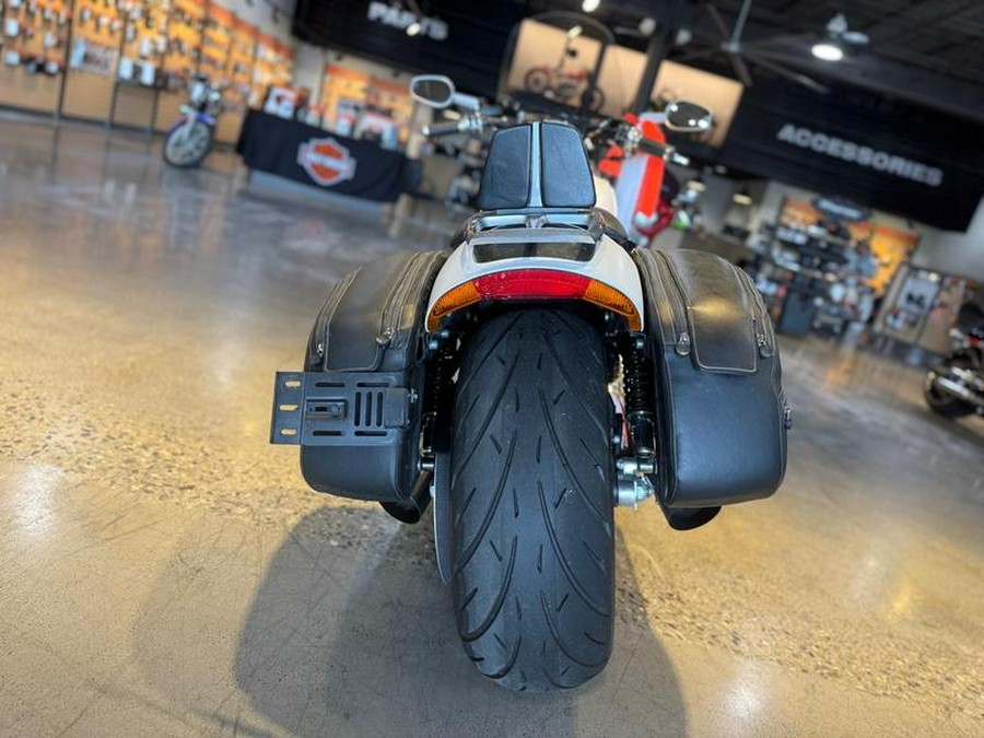 2011 Harley-Davidson® VRSCF - V-Rod® Muscle®