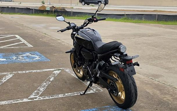 2026 Yamaha XSR700TB