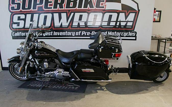 2010 Harley-Davidson® FLHR - Road King + 2011 Unigo Trailer
